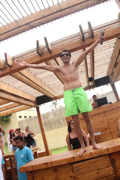 Cyan Beach Bar on Sunday